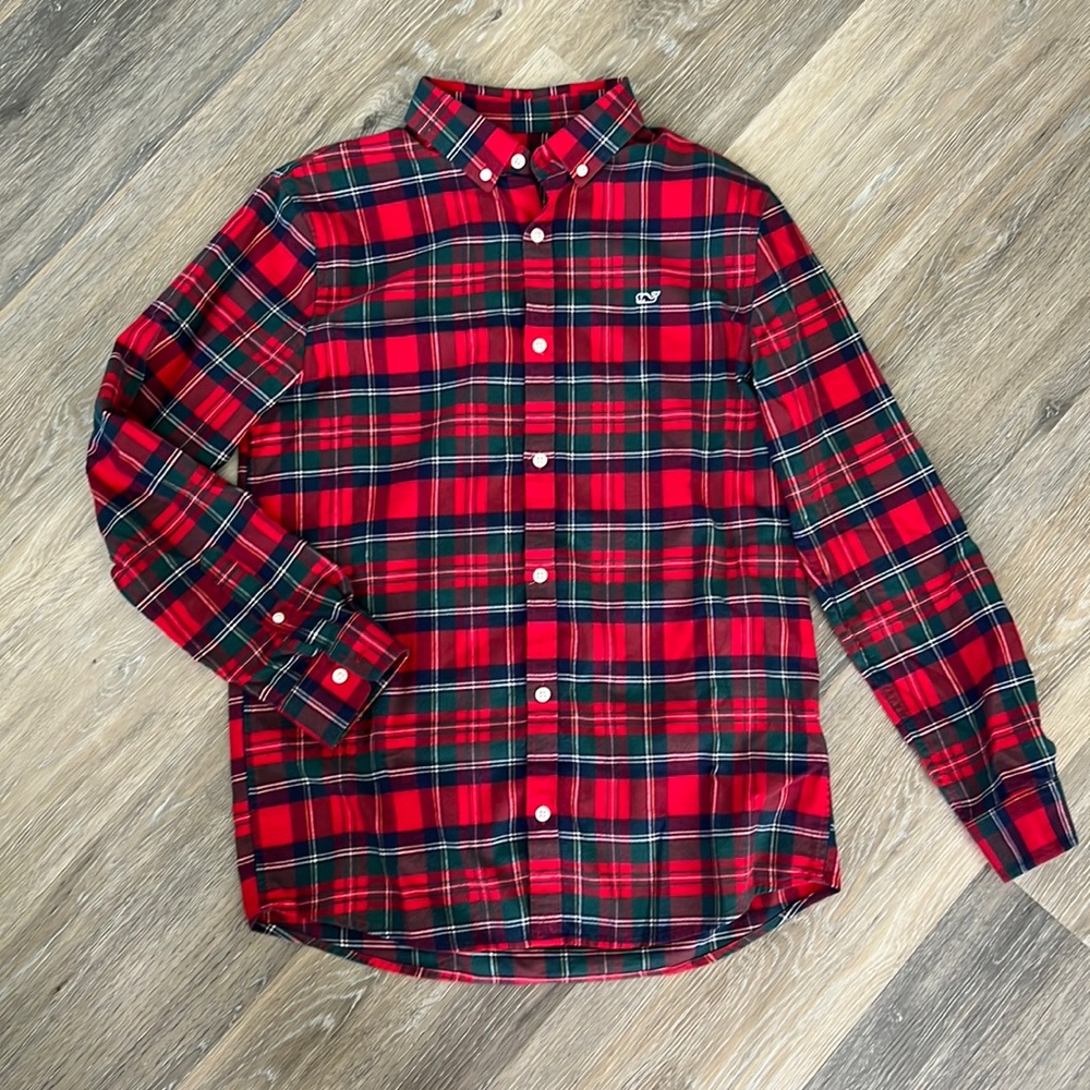 Christmas! - Vineyard Vines boys button down shirt – size XL (18)